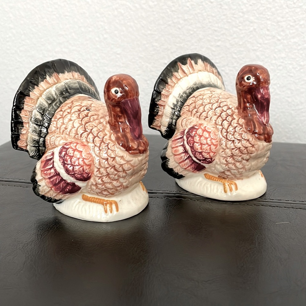 🦃 Turkey Salt & Pepper Shakers